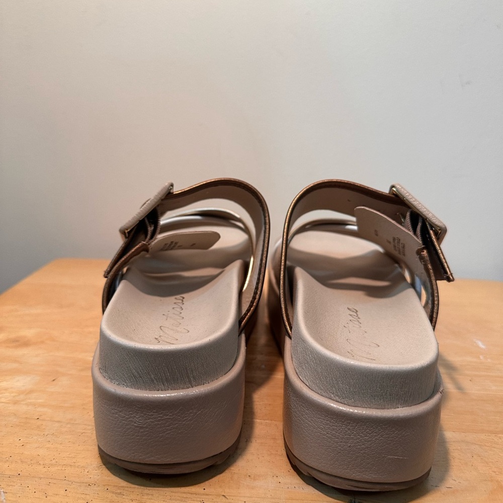 Matisse Stylish Tan Platform Sandals - Picture 6 of 7